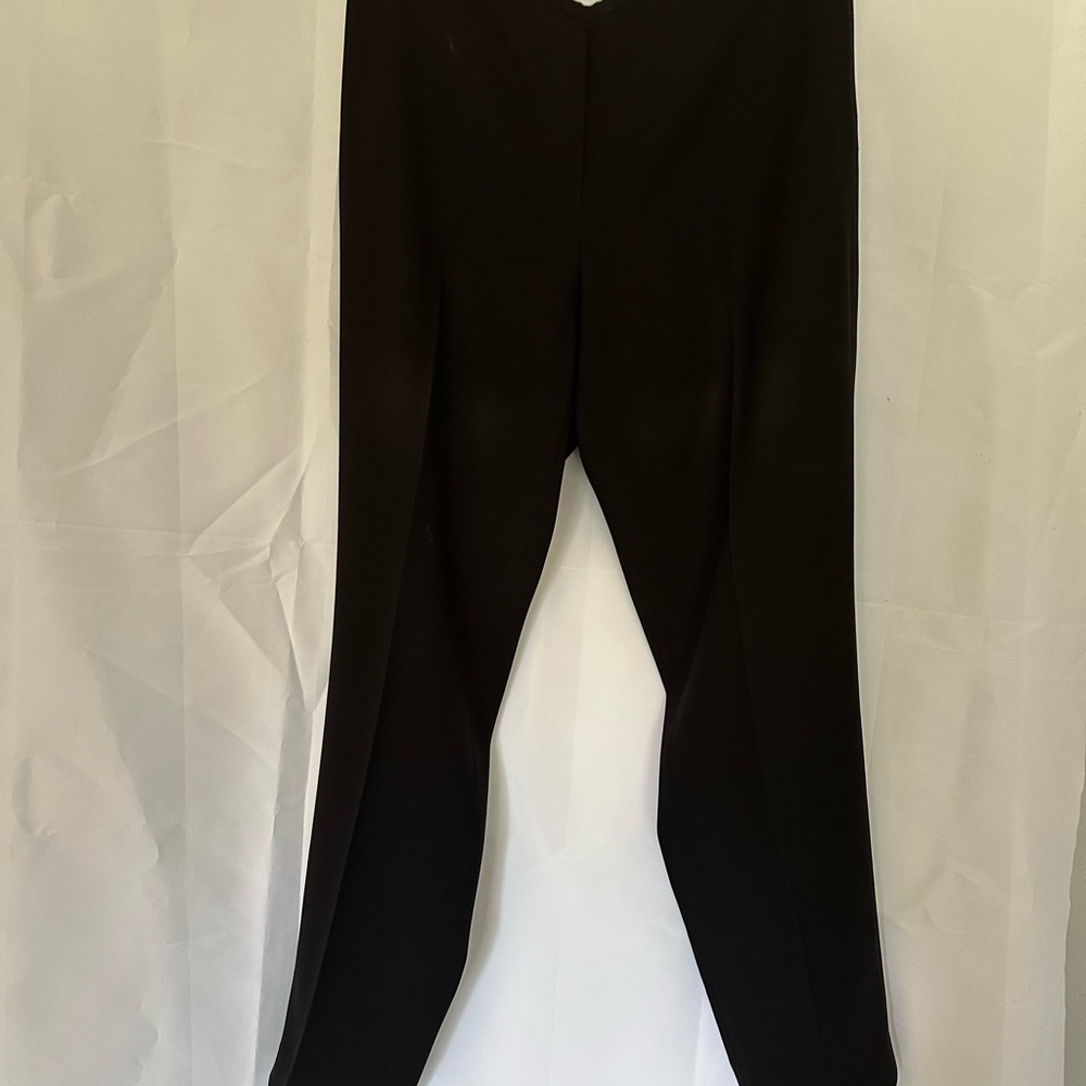 Elie Tahari Classic Black skinny pants 8